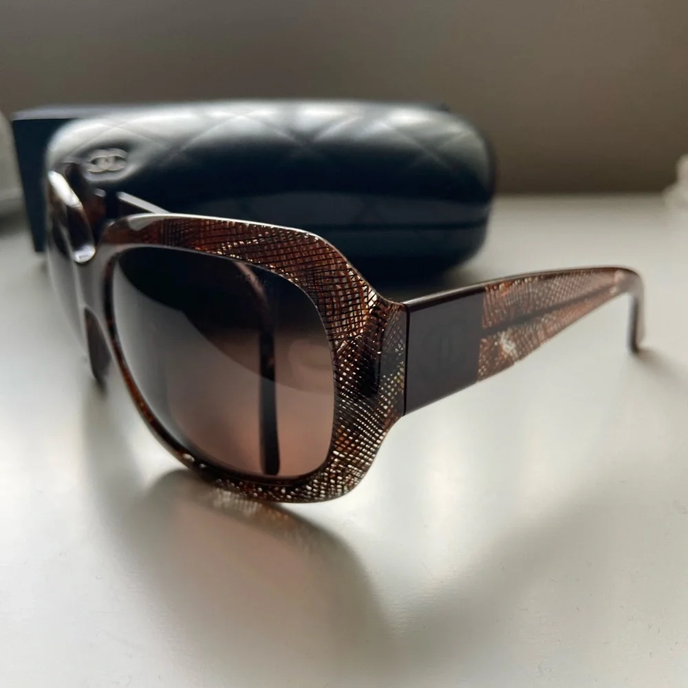 Chanel sunglasses 5146 brown CC logo, vintage
